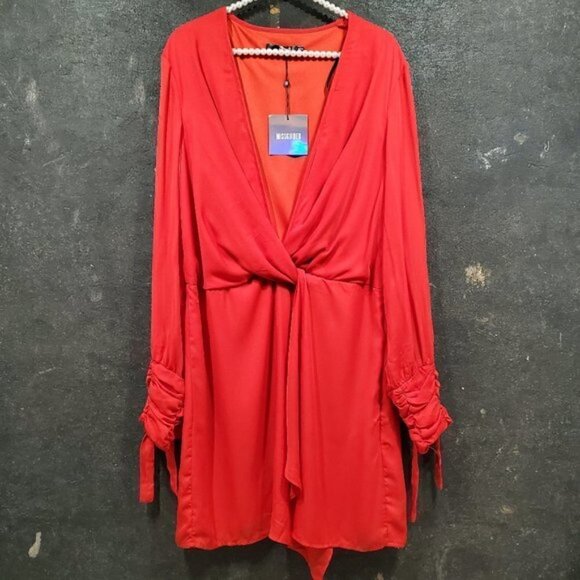 Missguided Mini Dress 14 NWT Red Curve Twist Front Red Cuff Split Sleeve Party - Picture 3 of 14